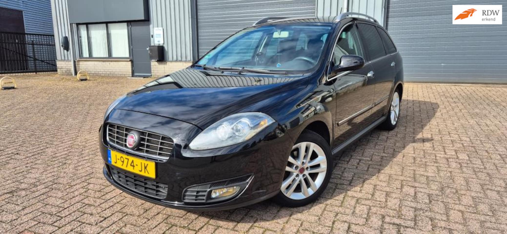 Fiat Croma - 2.2 16V - AutoWereld.nl