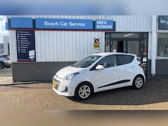 Hyundai i10 - 1.0i Premium navi