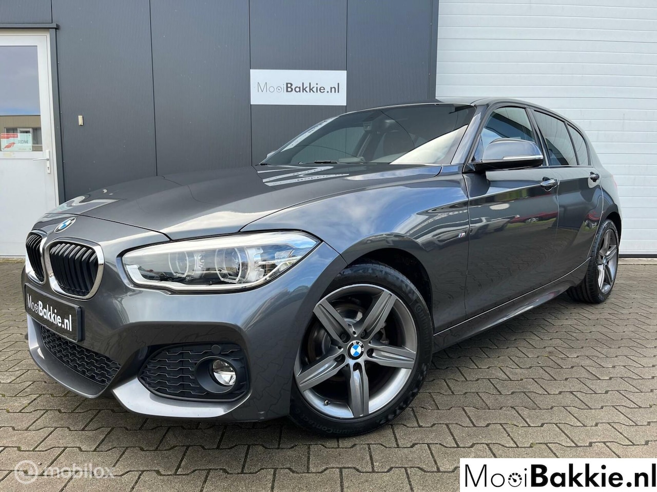 BMW 1-serie - 116i M-Sport Edition High Executive LED / Navi - AutoWereld.nl