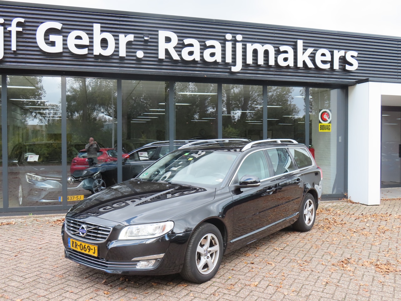 Volvo V70 - 2.0 D3 Polar+*Leder*Xenon*Schuifdak*EXPORT/EX.BPM* - AutoWereld.nl