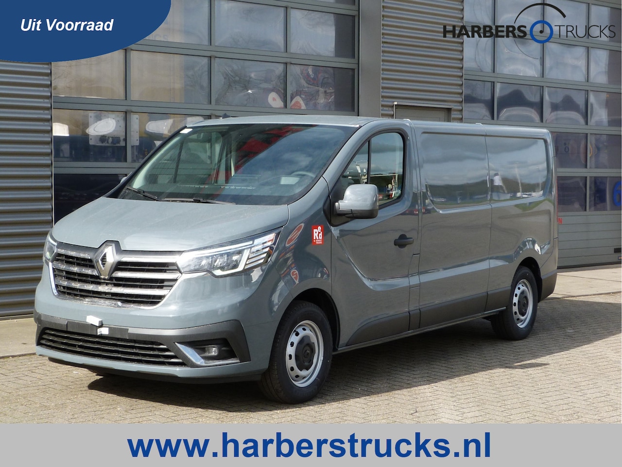 Renault Trafic E-Tech - L2H1, Z.E. WLTP 294km, 920kg Trekgewicht, 1185kg laadvermogen - AutoWereld.nl