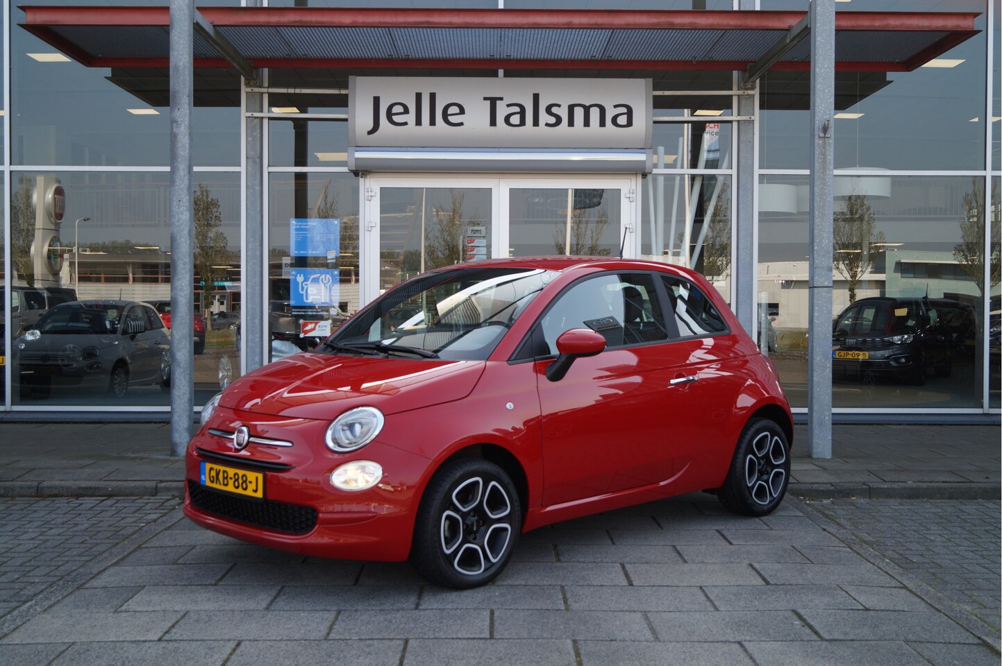 Fiat 500 - 1.0 Hybrid Club | Cruise Control | Apple/Android Carplay - AutoWereld.nl