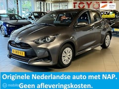 Toyota Yaris - 1.5 Hybrid Active, Navigatie, Achteruitrijcamera, Carplay