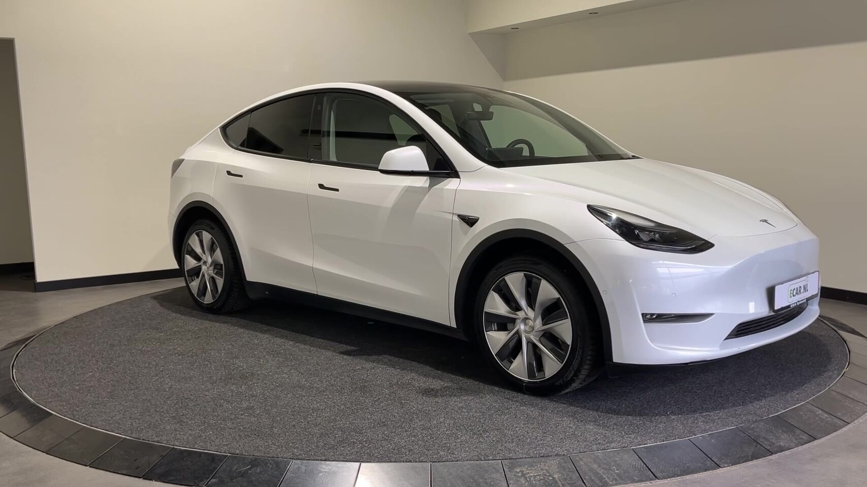 Tesla Model Y - Long Range AWD 75 kWh - AutoWereld.nl