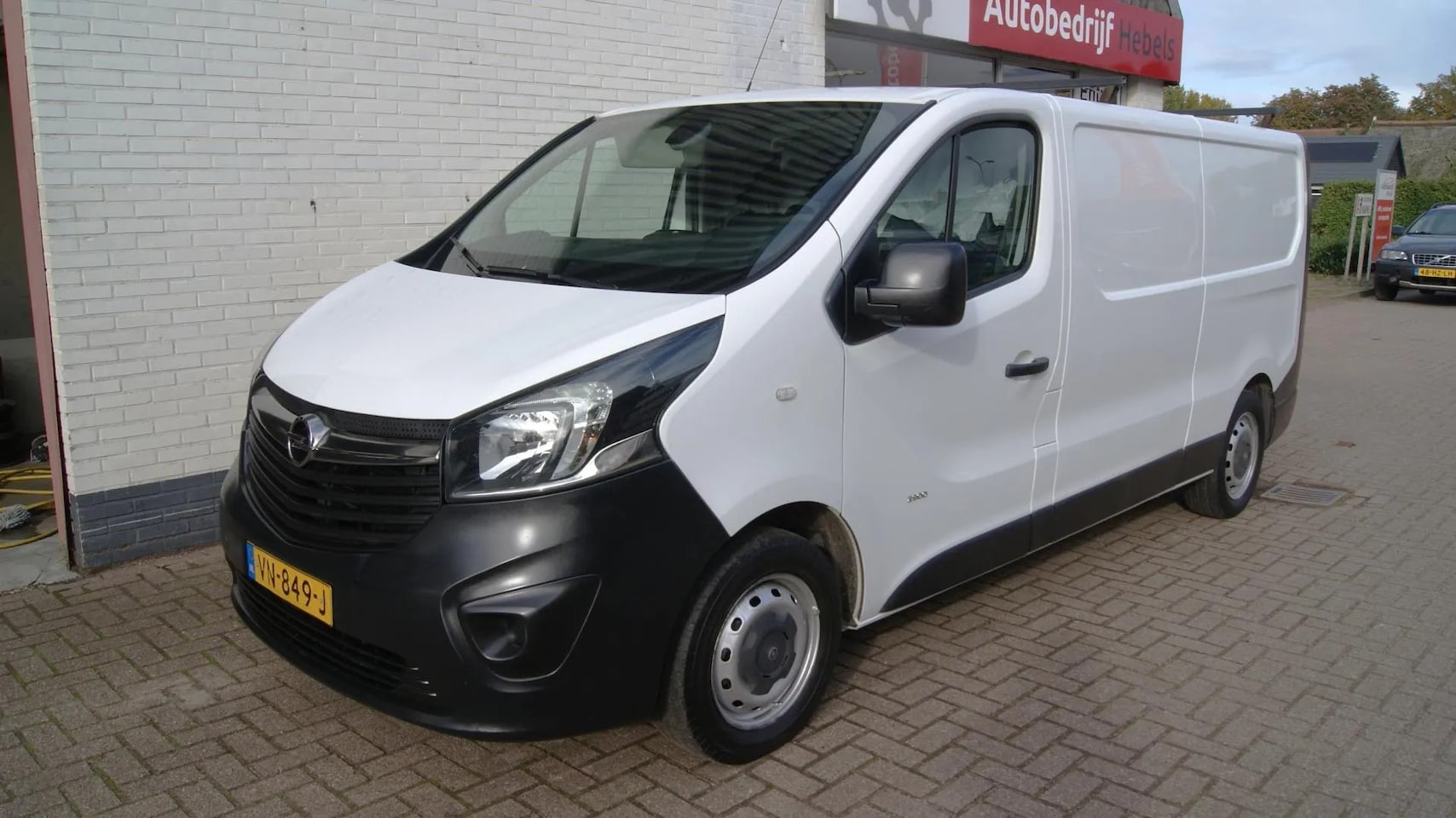 Opel Vivaro - VIVARO-B L2 120 pk Inrichting Airco/cruise control/PDC - AutoWereld.nl