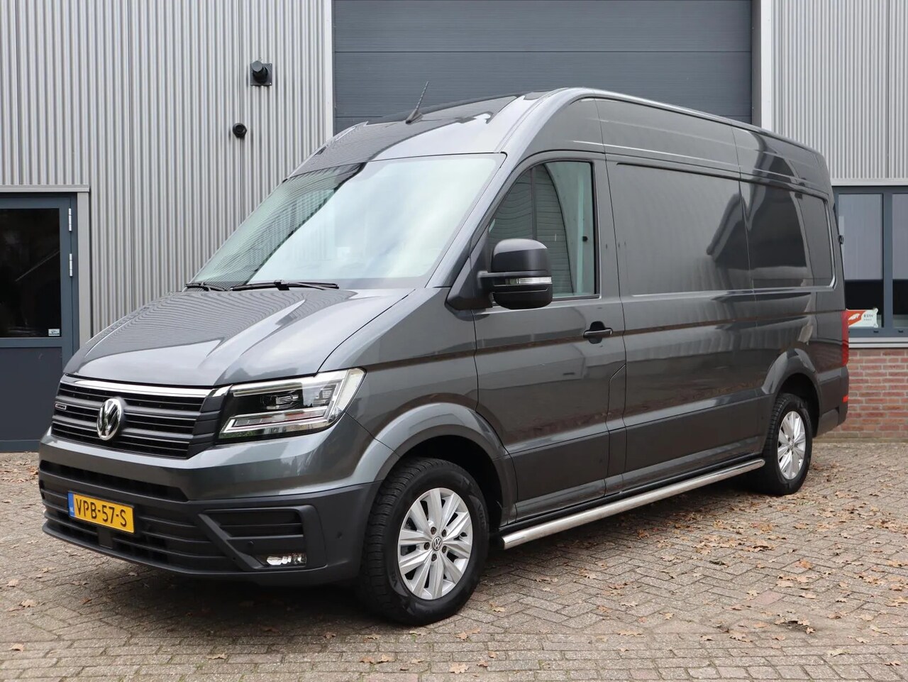 Volkswagen Crafter - 2.0 TDI 177pk 4Motion, Zeer compleet, Leder, L3H3 - AutoWereld.nl