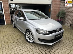 Volkswagen Polo - |1.2 CARPLAY-NAVI/BT/ ARICO |KM 87500