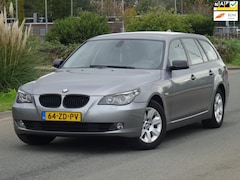 BMW 5-serie Touring - 520d Business Line AUT NAP/LEER/NAVI/PDC