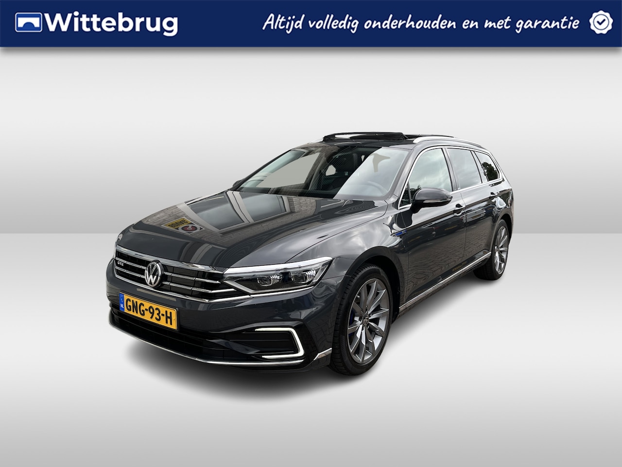 Volkswagen Passat Variant - 1.4 TSI PHEV GTE Business / AUTOMAAT/ PANO/ TREKHAAK/ VOLLEDIG LEDER/ CAMERA/ PARK. SENSOR - AutoWereld.nl