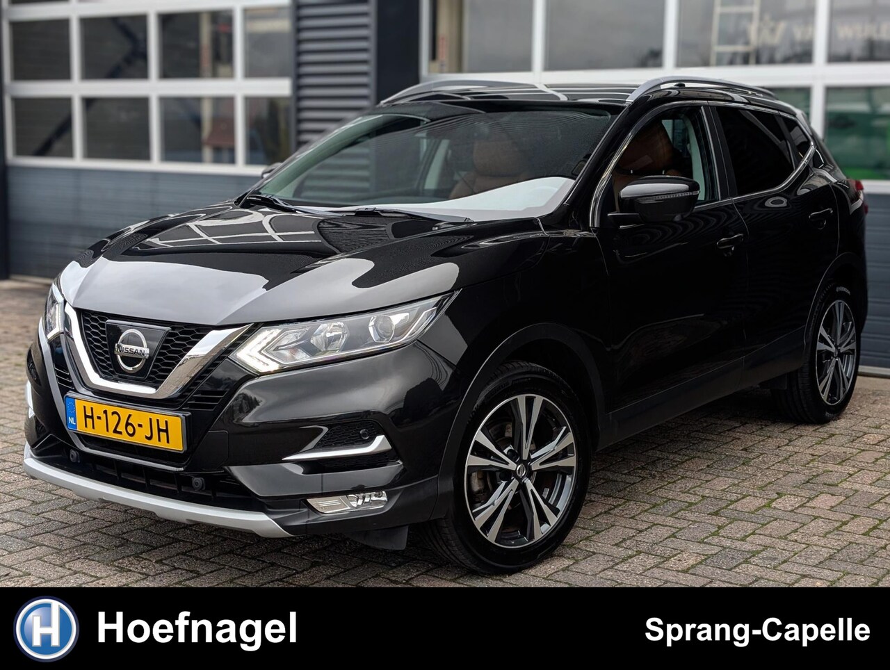 Nissan Qashqai - 1.2 Tekna | Panodak | Trekhaak | Camera - AutoWereld.nl