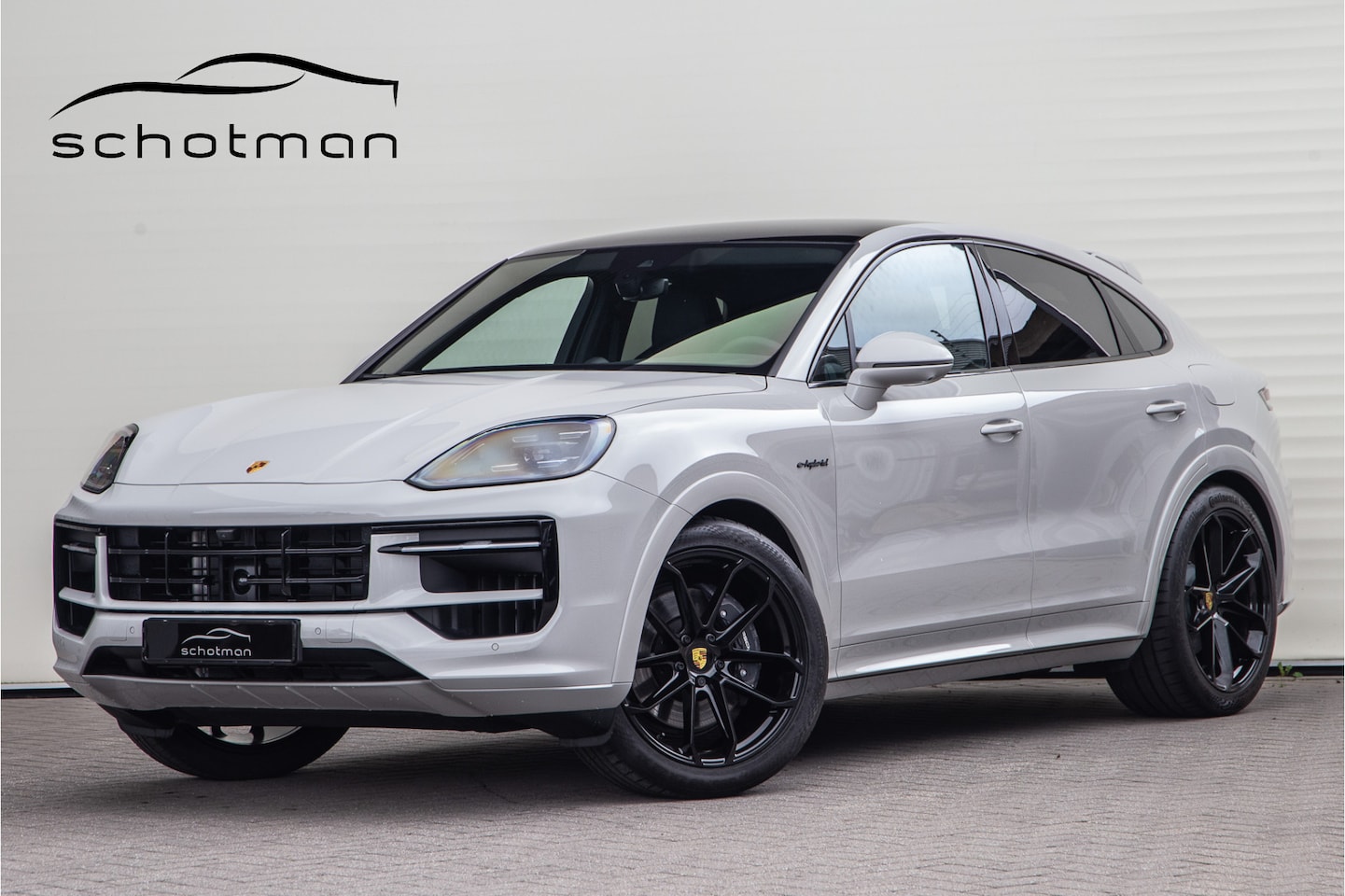 Porsche Cayenne Coupé - 3.0 E-Hybrid Facelift, Sport-Design, Bijrijdersdisplay, Bose, 18-weg sportstoelen 2024 - AutoWereld.nl