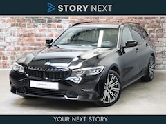 BMW 3-serie Touring - 330i Executive Sport Line Automaat / Live Cockpit Professional / Sportstoelen / LED / Navi