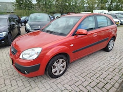 Kia Rio - 1.4 only export