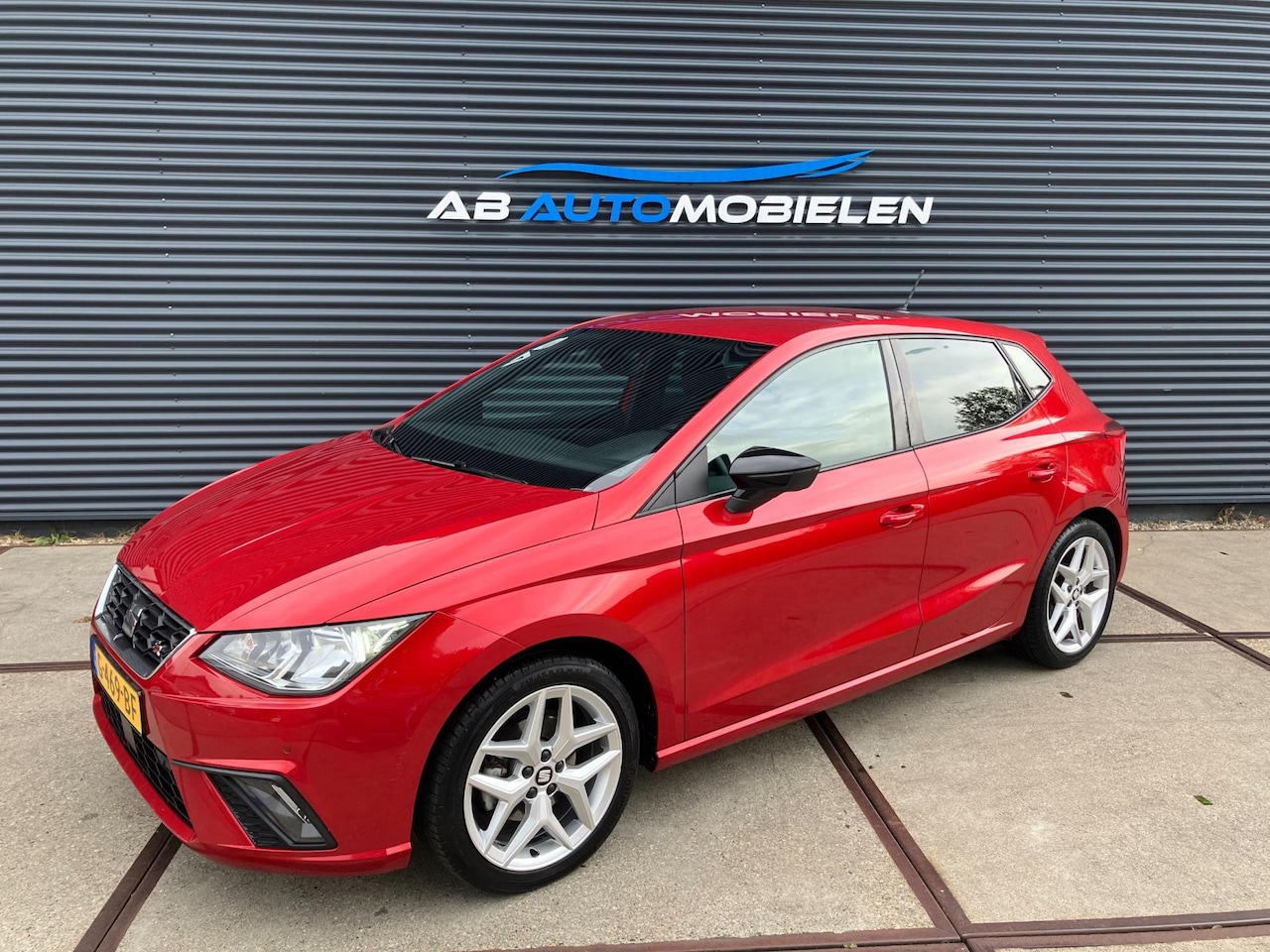 Seat Ibiza - 1.0 TSI FR Business Intense PDC/ CAMERA - AutoWereld.nl