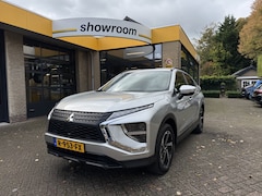 Mitsubishi Eclipse Cross - 2.4 PHEV Intense Navi Camera Carplay Trekhaak