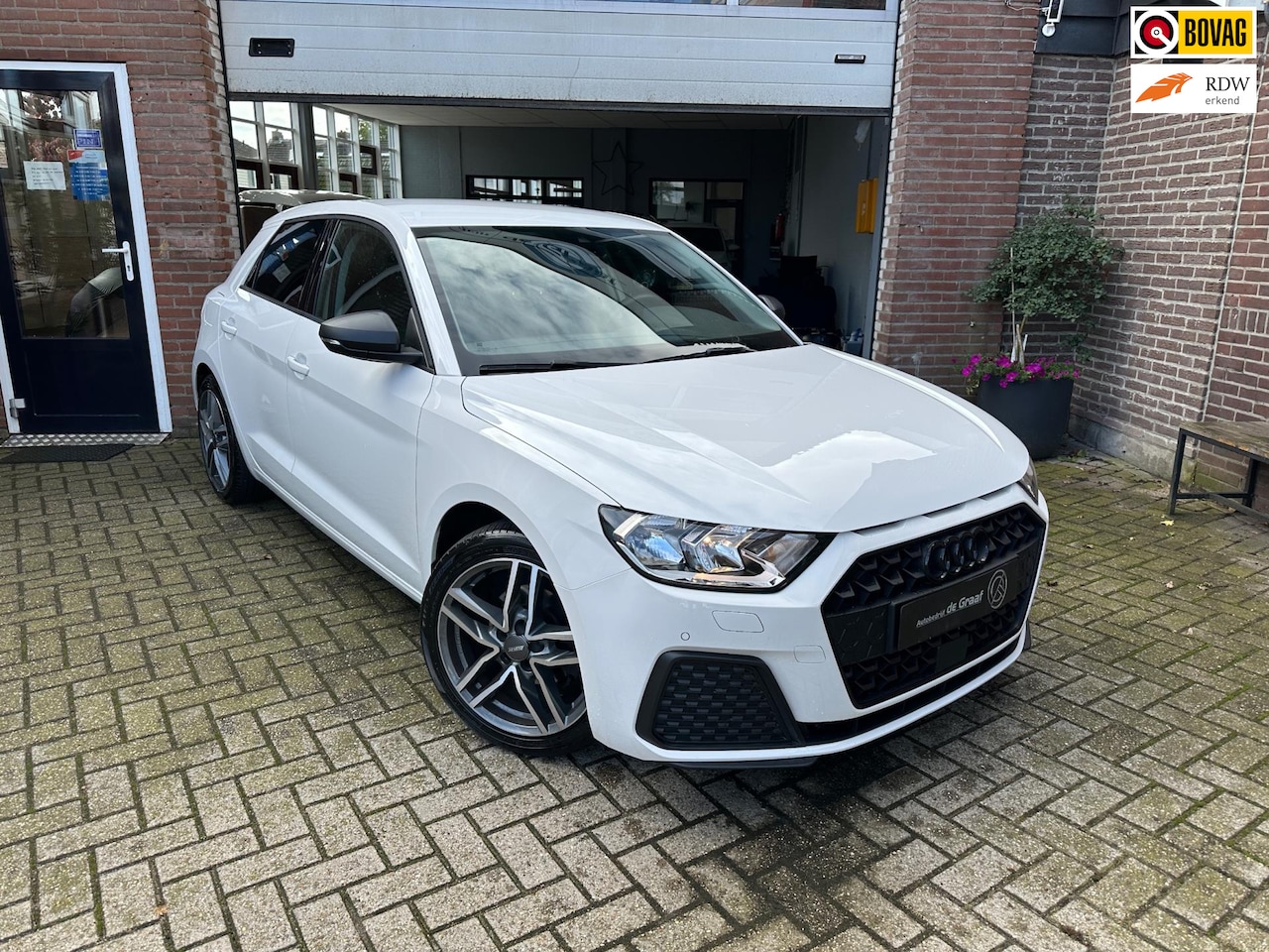 Audi A1 Sportback - 30 TFSI |CARPLAY/DIGITAL/PDC/CRUISE | KM - AutoWereld.nl