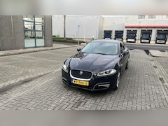 Jaguar XF - 2.2D Premium Business Edition AUTOMAAT LEER ZWART 2013