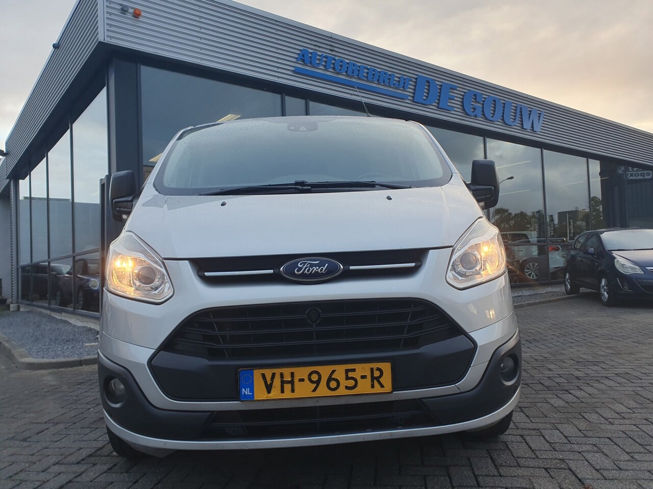 Ford Transit Custom - 290 2.2 TDCI L2H1 Trend 290 2.2 TDCI L2H1 Trend - AutoWereld.nl