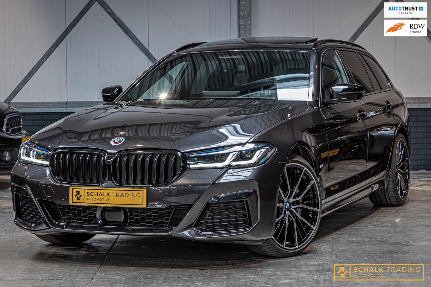 BMW 5-serie - 530i|M-sport|Pano|20inch|Head-Up|Acc|Garantie|1e eigenaa - AutoWereld.nl