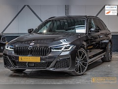 BMW 5-serie - 530i M-sport Pano 20inch Head-Up Acc Garantie 1e eig