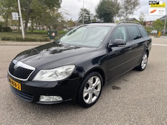 Skoda Octavia Combi - 1.8 TSI Elegance Business Line / 1e.eigenaar / automaat / navi / cruise.cont / airco / ele