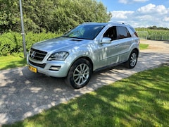 Mercedes-Benz M-klasse - 300 CDI BlueEFFICIENCY Grand Edition Grijs kenteken 165000km