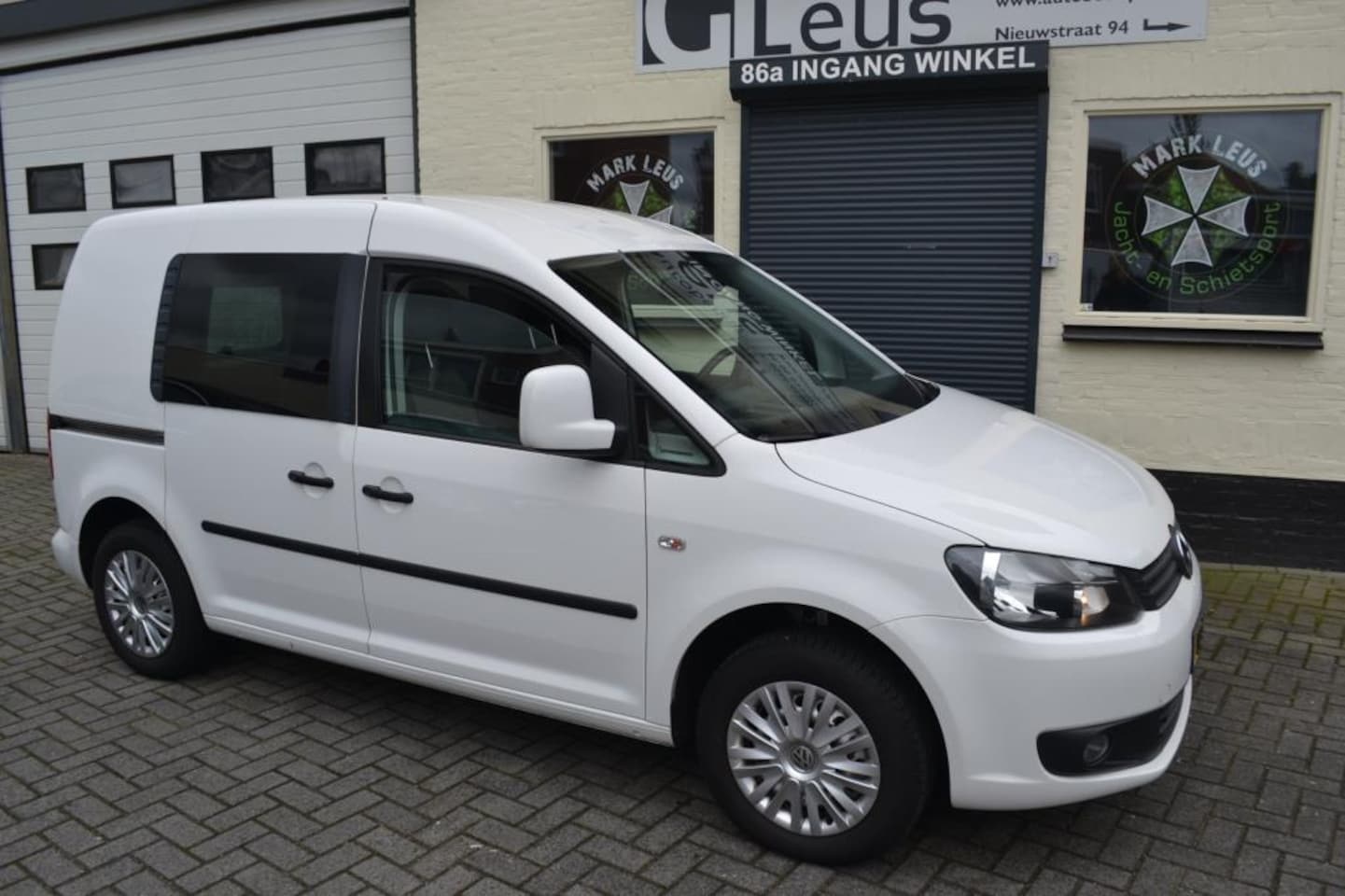 Volkswagen Caddy - 1.6 TDI PRACHT STAAT Airco/Trekhaak/R.Schuifd.raam - AutoWereld.nl