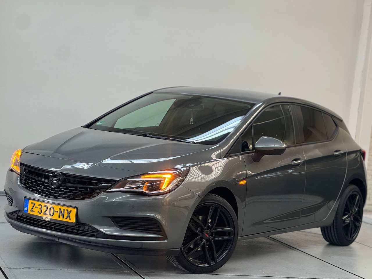 Opel Astra - 1.4 Innovation Automaat CarPlay - AutoWereld.nl