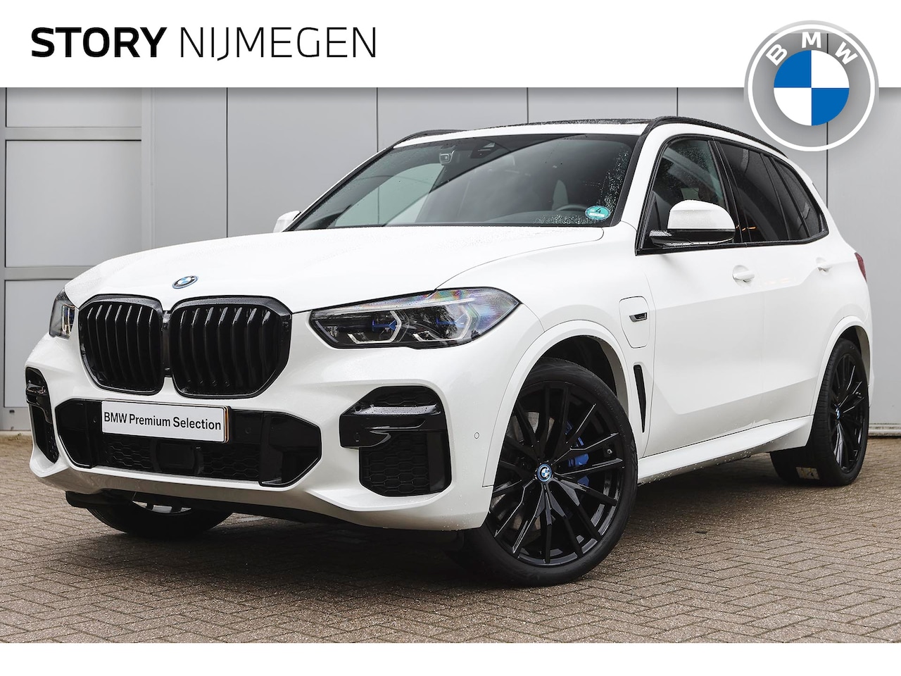 BMW X5 - xDrive45e High Executive M Sport Automaat / Panoramadak / Trekhaak / Stoelventilatie / Sof - AutoWereld.nl