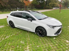 Toyota Corolla Touring Sports - 2.0 Hybrid GR-Sport Plus 10j GARANTIE panoramadak open dak Apple CarPlay