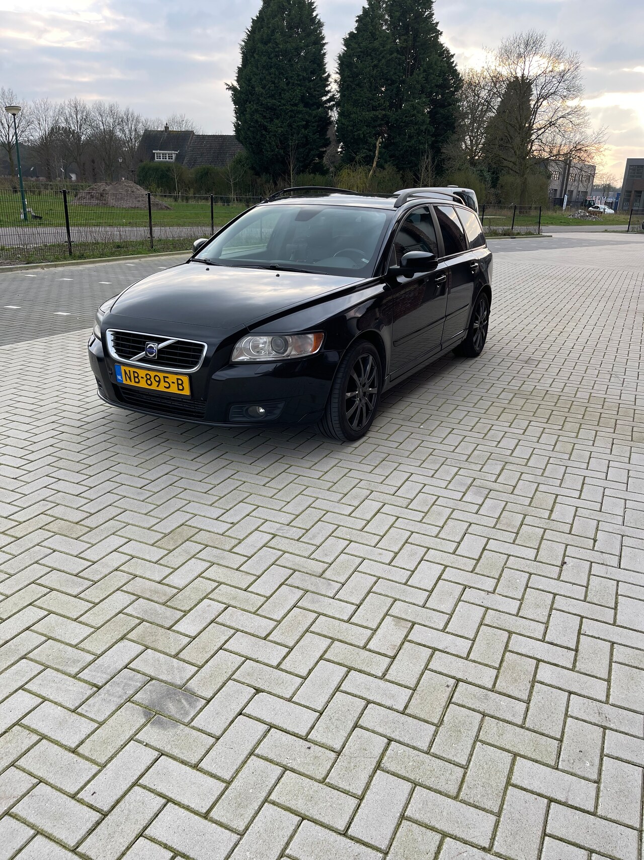 Volvo V50 - 2.4 D5 Summum - AutoWereld.nl