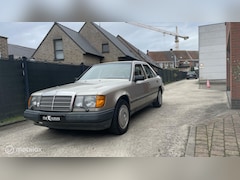 Mercedes-Benz 230 - 200-500 E