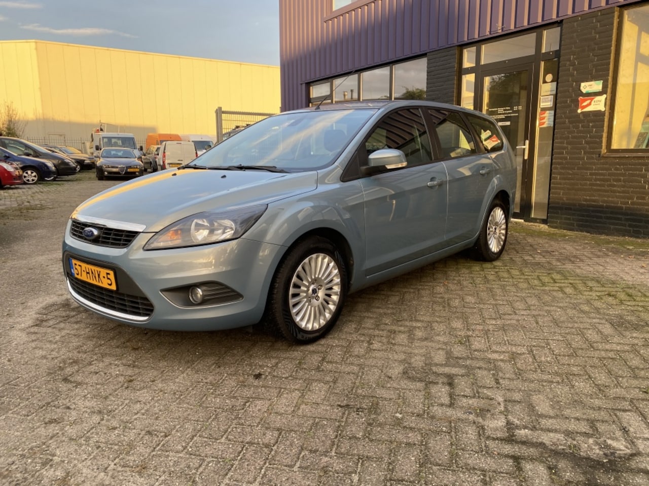 Ford Focus Wagon - 2.0 Titanium 2.0 Titanium - AutoWereld.nl