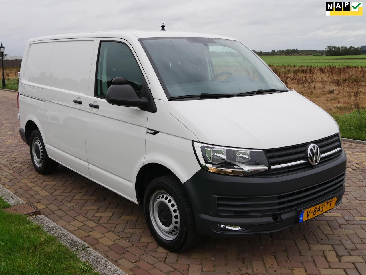 Volkswagen Transporter - 2.0 TDI L1H1 Highline 2.0 TDI L1H1 Highline - AutoWereld.nl