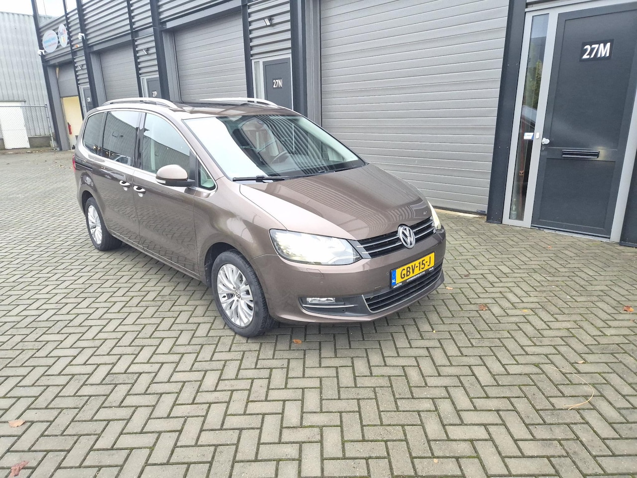 Volkswagen Sharan - 1.4 TSI Highline 7p. Automaat*Leer*Navi*Panorama* - AutoWereld.nl