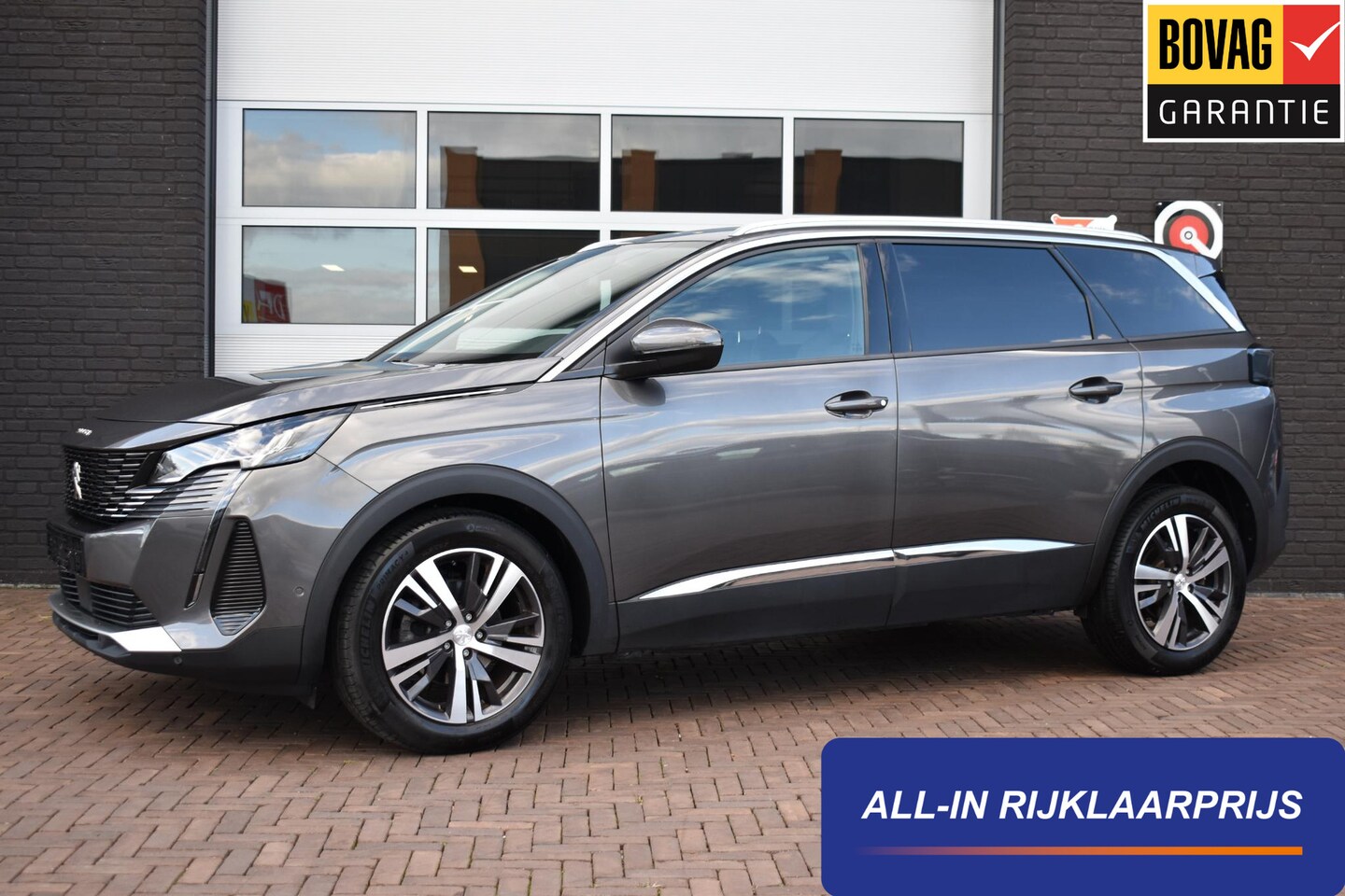 Peugeot 5008 - 1.2 PureTech 130PK Aut. Allure Pack | Navi | Camera | Carplay | Incl. Garantie - AutoWereld.nl