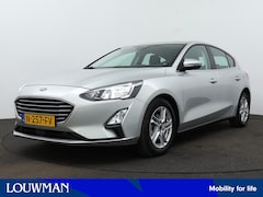 Ford Focus - 1.0 EcoBoost 125PK Hybrid Trend Edition Business | Navigatie | Parkeersensoren | Camera |