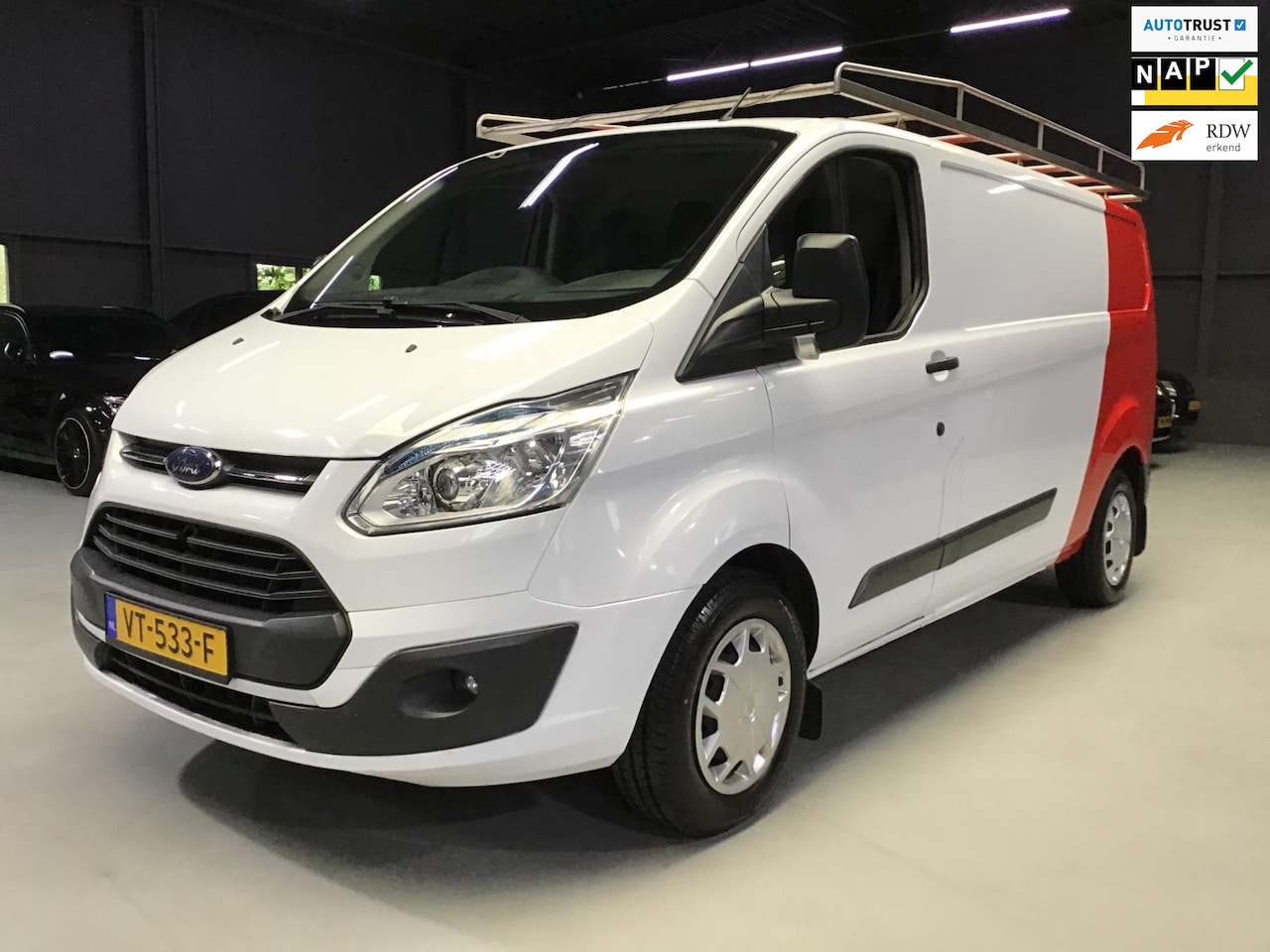 Ford Transit Custom - 330 2.2 TDCI L2H1 Trend I 1e Eigen I New 4x Banden + Kln Brt + Remmen + Apk I Navi I Trekh - AutoWereld.nl