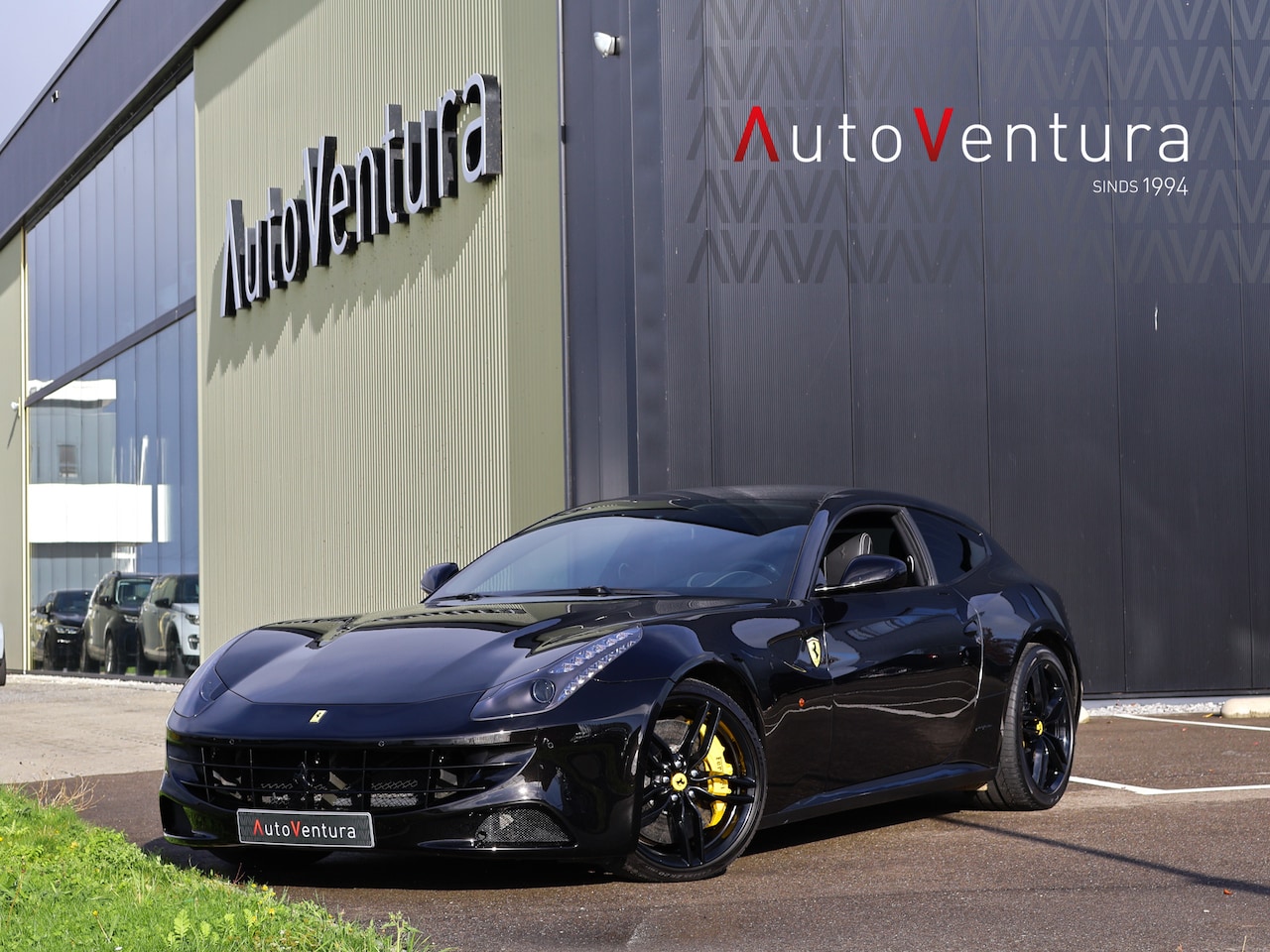 Ferrari FF - 6.3 V12 | Nero Daytona | BTW | - AutoWereld.nl