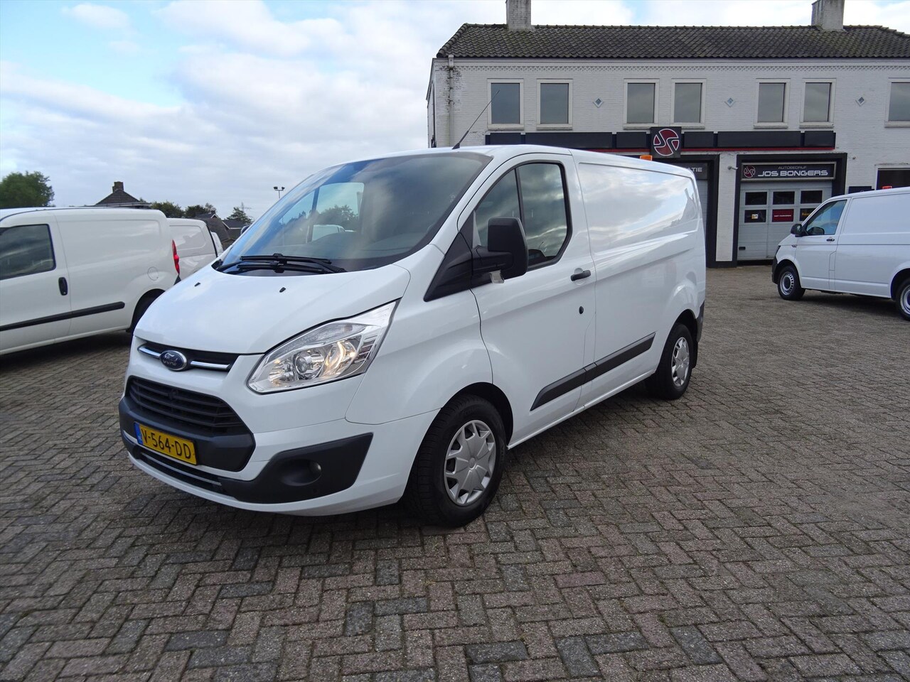 Ford Transit Custom - GB 2.0 TDCi 105PK 320 L1H1 - AutoWereld.nl