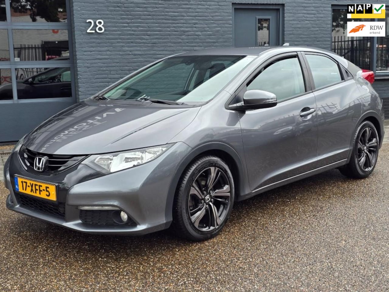 Honda Civic - 1.8 Sport NED AUTO navigatie camera 141 pk 5 deurs - AutoWereld.nl