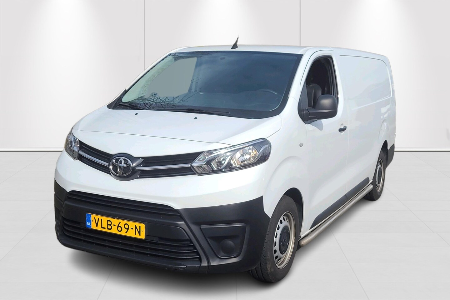 Toyota PROACE Long Worker - 1.5 D-4D Cool Comfort EX BTW | Airco | MDF vloer | Wand betimmering | Side bars - AutoWereld.nl