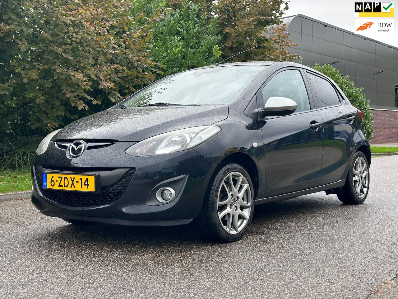 Mazda 2 - 1.3 Silver Edition 5DR*Navigatie*Stoelverwarming*Trekhaak*NAP*LM velgen*APK*2e eigenaar* - AutoWereld.nl