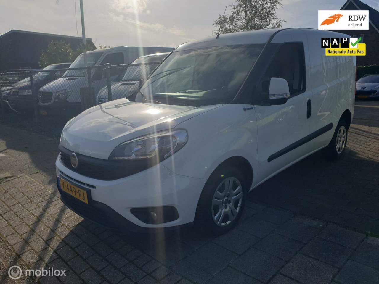 Fiat Doblò Cargo - 1.3 MJ L1H1 SX 1.3 MJ L1H1 SX - AutoWereld.nl