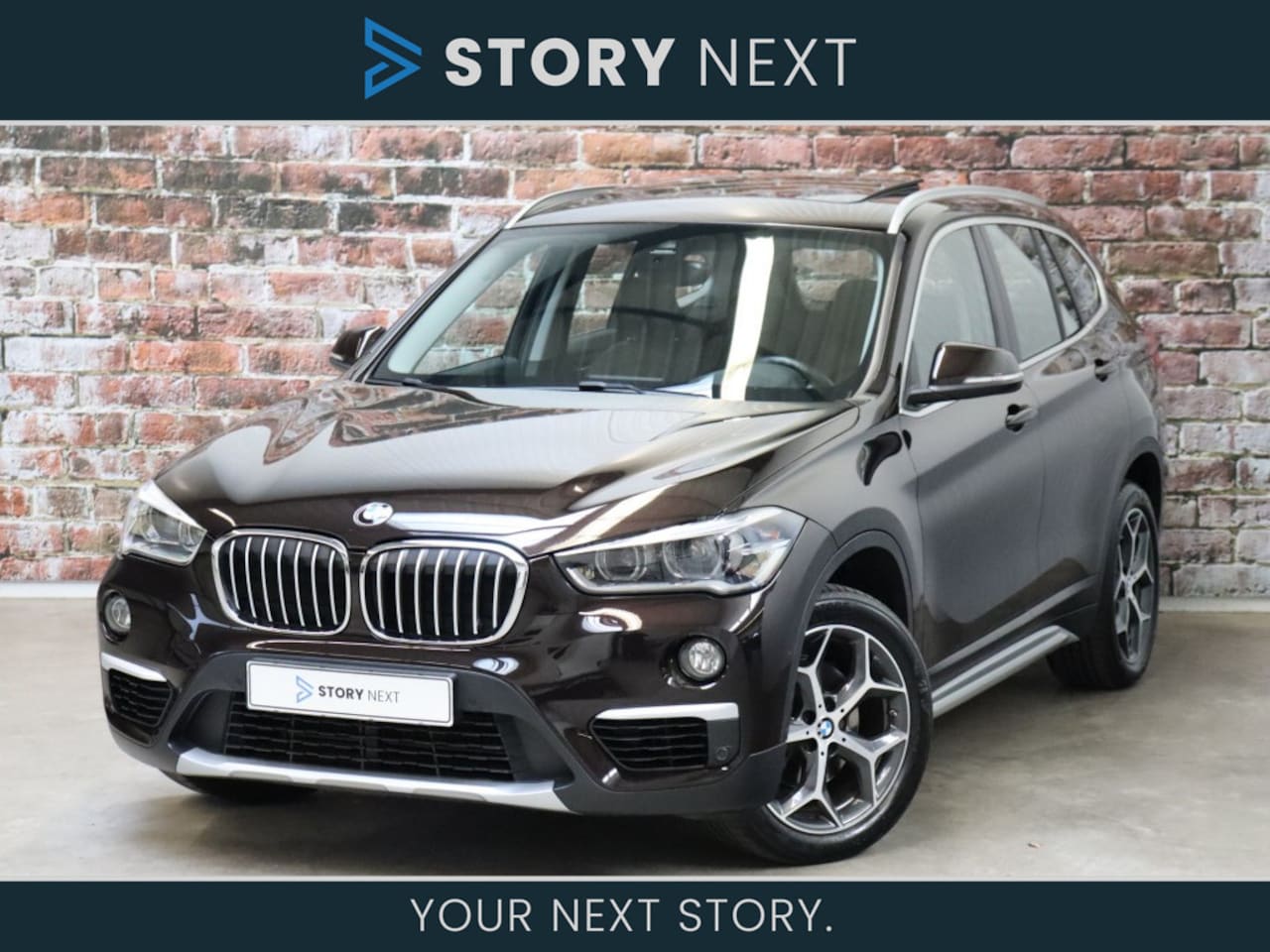 BMW X1 - sDrive18i High Executive xLine Automaat / Trekhaak / Panoramadak / Head Up-Display / Achte - AutoWereld.nl