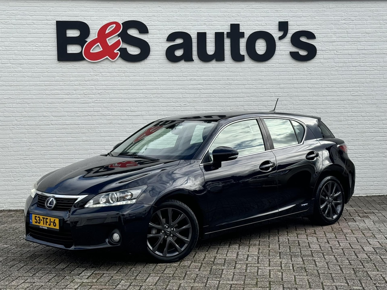 Lexus CT 200h - Business Line Hybride Automaat Parkeercamera Cruise control Navigatie - AutoWereld.nl