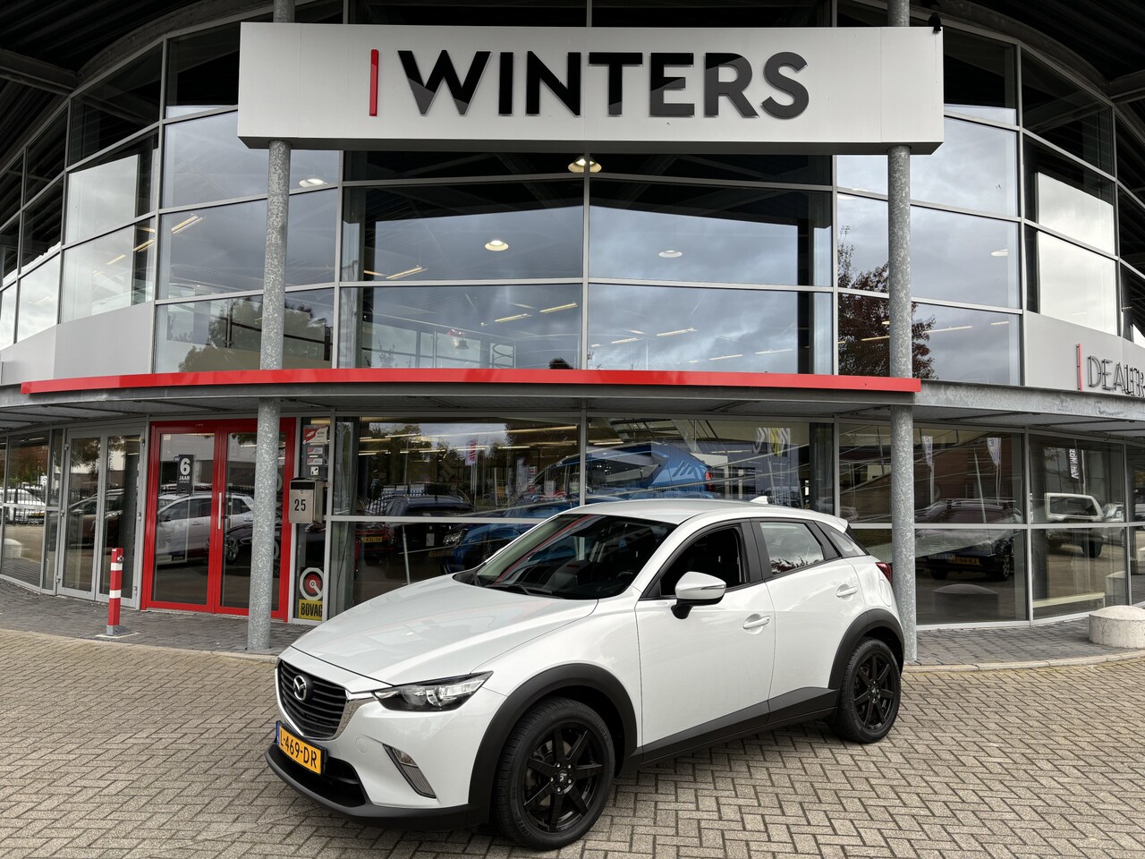 Mazda CX-3 - 2.0 SkyActiv-G 120 TS Automaat Navi+BT Cr. Control Ecc-Airco ESP - AutoWereld.nl