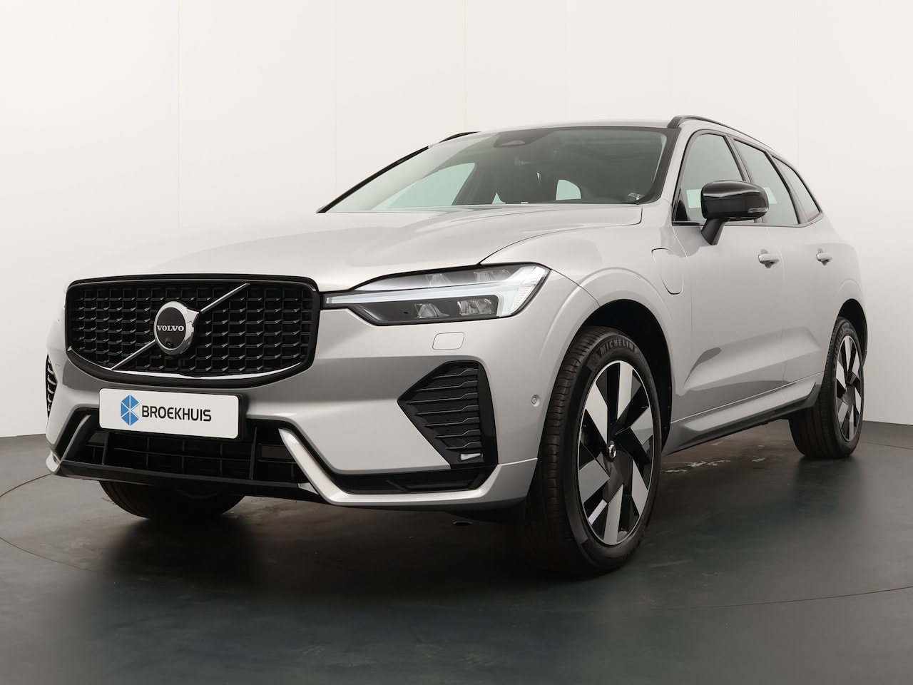 Volvo XC60 - Recharge T6 AWD Ultimate Dark - AutoWereld.nl