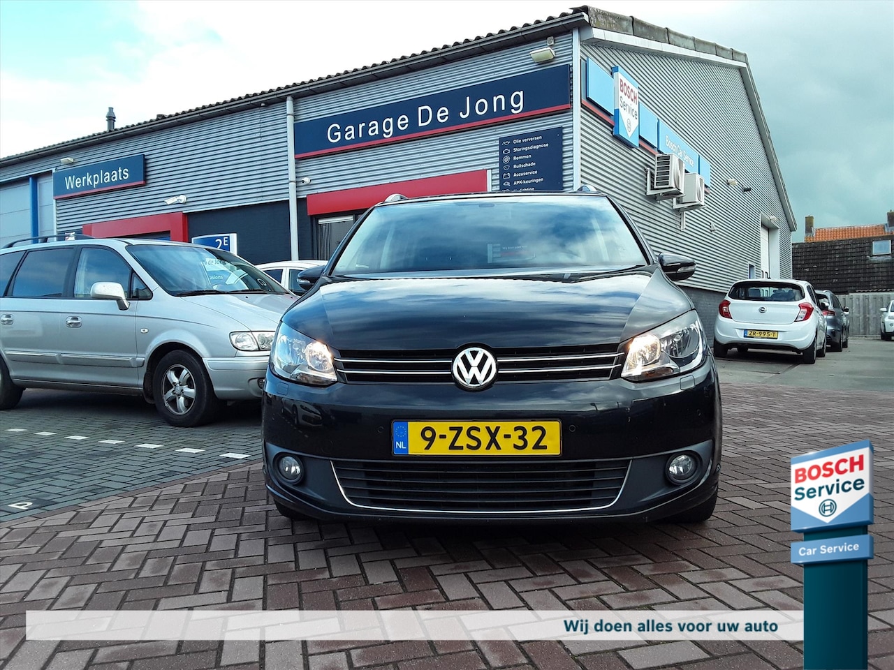 Volkswagen Touran - 1.2 TSI 77KW BMT Highline 7 pers - AutoWereld.nl