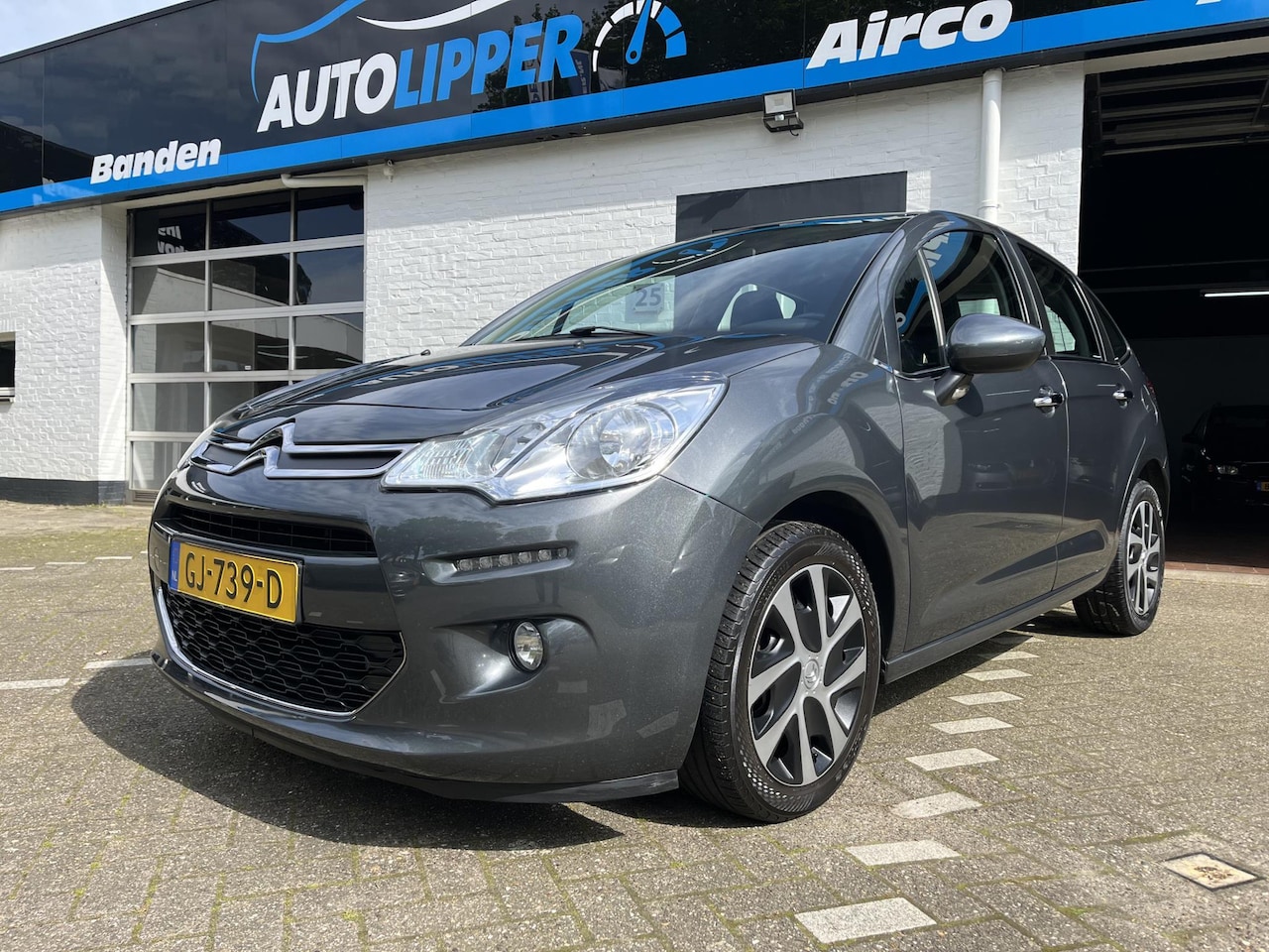 Citroën C3 - 1.2 PureTech Collection /Nieuwe riem/gereviseerde motor - AutoWereld.nl